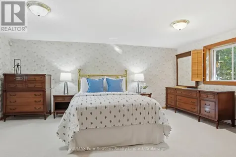 105 St Moritz Crescent Blue Mountains ON L9Y 0S6