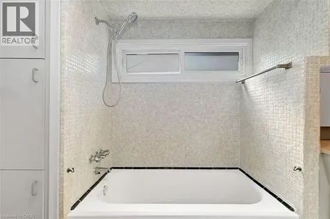 14 Niagara Street Hamilton ON L8L 6A2