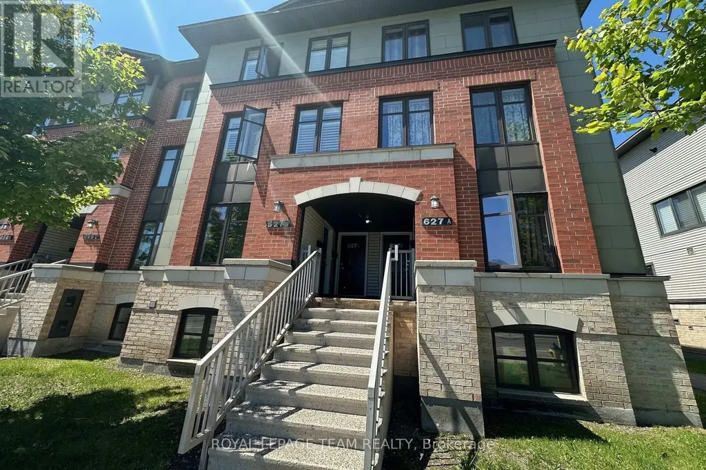 627B Chapman Mills Drive Ottawa ON K2J 5T1