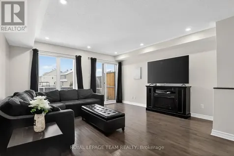 627B Chapman Mills Drive Ottawa ON K2J 5T1