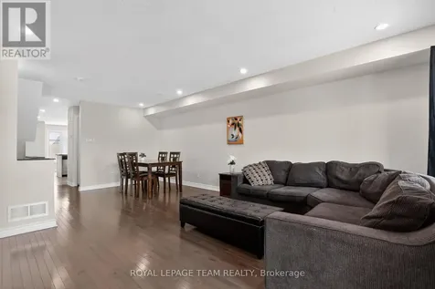 627B Chapman Mills Drive Ottawa ON K2J 5T1