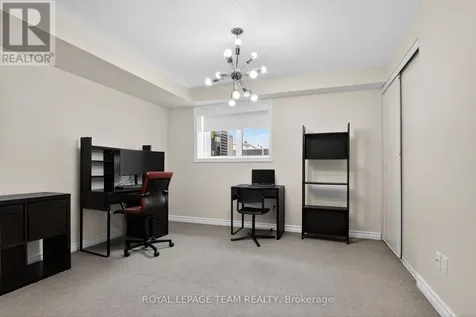 627B Chapman Mills Drive Ottawa ON K2J 5T1