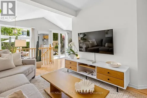 4319 Owl Valley Drive Ottawa ON K1V 1L3