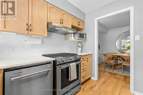 4319 Owl Valley Drive Ottawa ON K1V 1L3