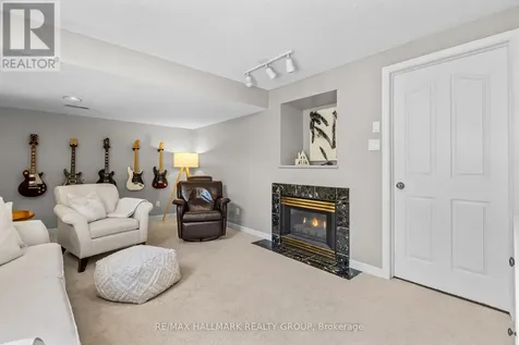 4319 Owl Valley Drive Ottawa ON K1V 1L3