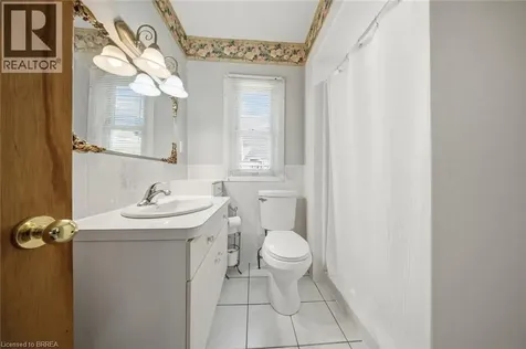 76 Brock Street Brantford ON N3S 5V2