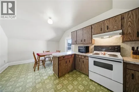 76 Brock Street Brantford ON N3S 5V2