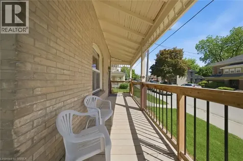76 Brock Street Brantford ON N3S 5V2