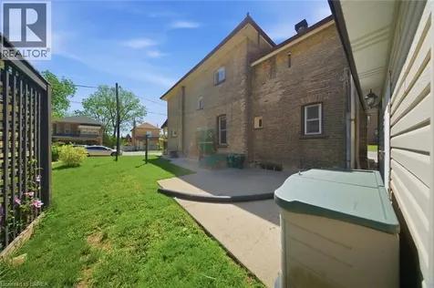 76 Brock Street Brantford ON N3S 5V2