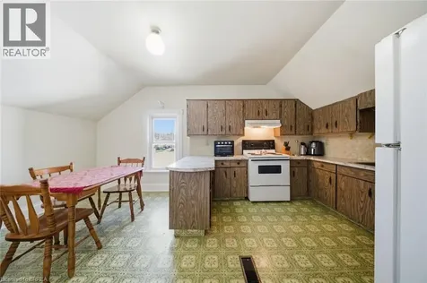76 Brock Street Brantford ON N3S 5V2