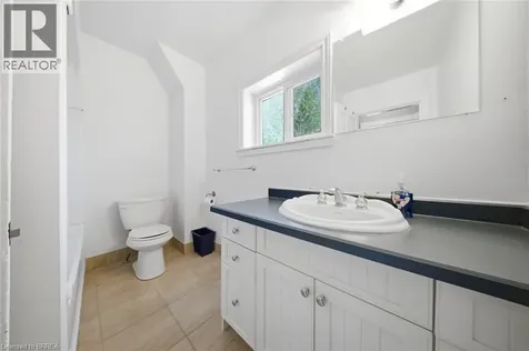76 Brock Street Brantford ON N3S 5V2