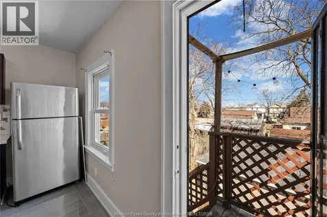 1156 Elm Windsor ON N9A 5H9