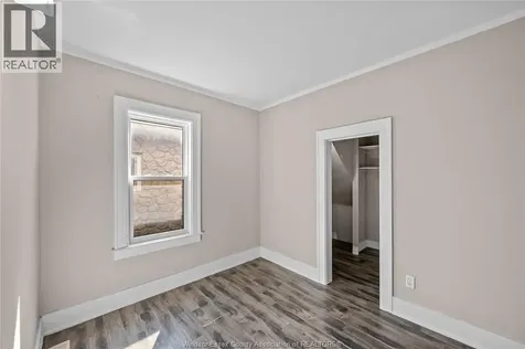 1154 Elm Windsor ON N9A 5H9