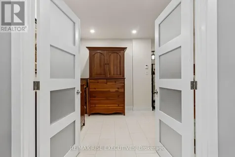 165 Finsbury Avenue Ottawa ON K2S 2P5