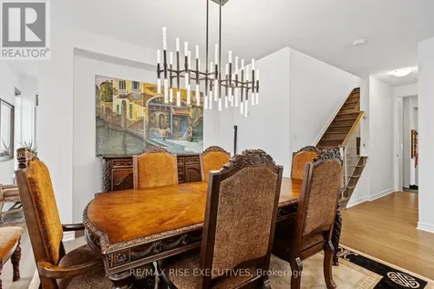 165 Finsbury Avenue Ottawa ON K2S 2P5