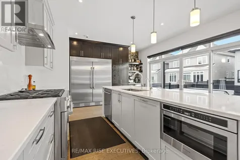 165 Finsbury Avenue Ottawa ON K2S 2P5