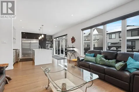 165 Finsbury Avenue Ottawa ON K2S 2P5