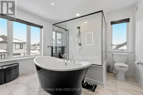 165 Finsbury Avenue Ottawa ON K2S 2P5