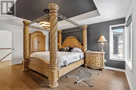 165 Finsbury Avenue Ottawa ON K2S 2P5