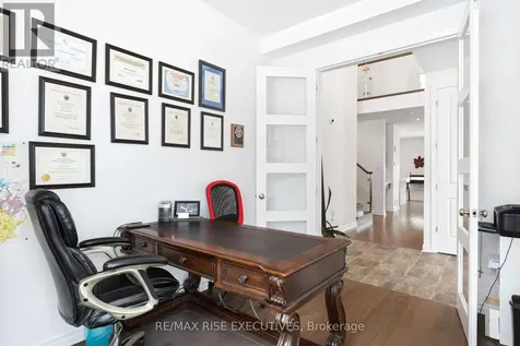 165 Finsbury Avenue Ottawa ON K2S 2P5