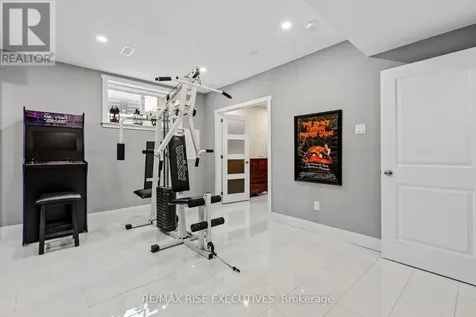 165 Finsbury Avenue Ottawa ON K2S 2P5