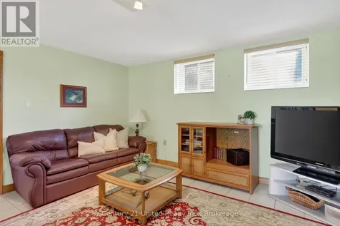 1190 Nuforest Drive Selwyn ON K0L 1T0