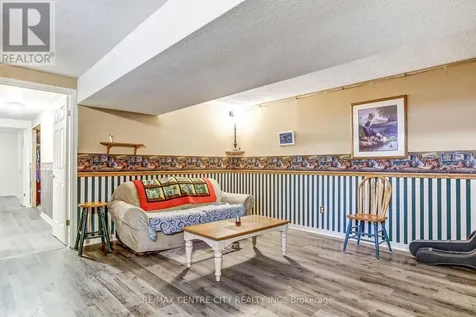 11 Willow Street St. Thomas ON N5R 5Z7