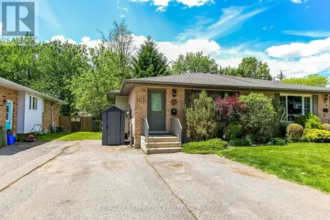11 Willow Street St. Thomas ON N5R 5Z7