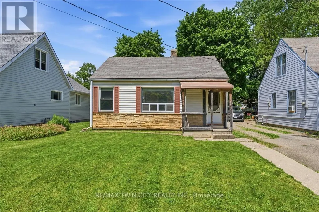 121 Wilkes Street Brantford ON N3T 4W4