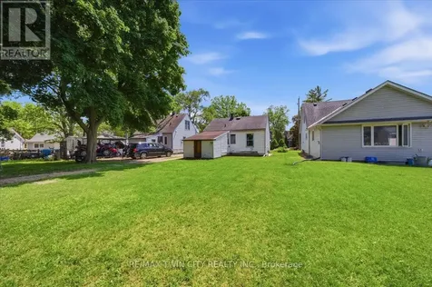 121 Wilkes Street Brantford ON N3T 4W4