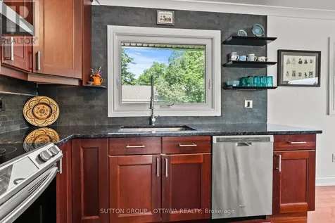 2461 Alta Vista Drive Ottawa ON K1H 7M9