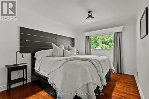 2461 Alta Vista Drive Ottawa ON K1H 7M9