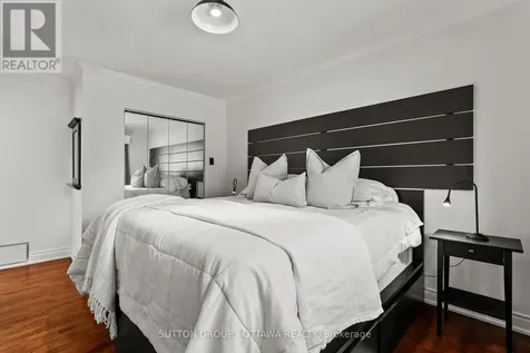 2461 Alta Vista Drive Ottawa ON K1H 7M9