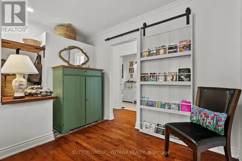 2461 Alta Vista Drive Ottawa ON K1H 7M9