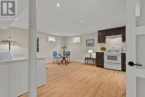 2461 Alta Vista Drive Ottawa ON K1H 7M9