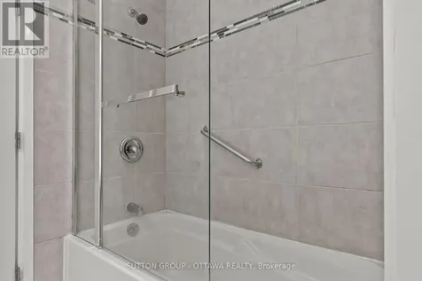 2461 Alta Vista Drive Ottawa ON K1H 7M9