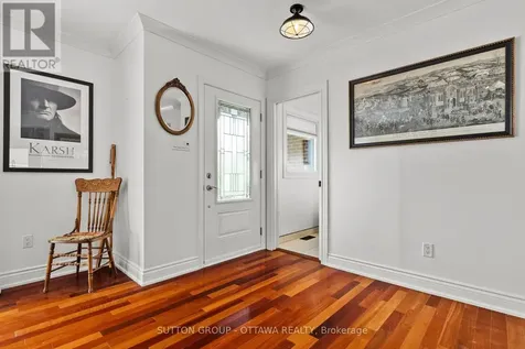 2461 Alta Vista Drive Ottawa ON K1H 7M9