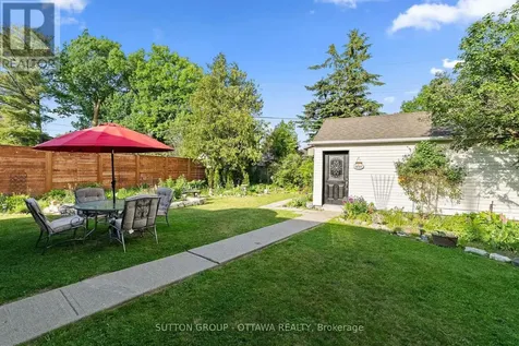 2461 Alta Vista Drive Ottawa ON K1H 7M9