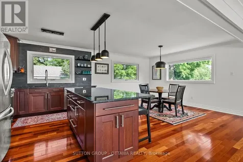2461 Alta Vista Drive Ottawa ON K1H 7M9