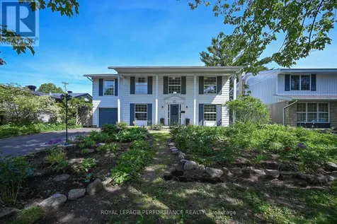 1799 Dorset Drive Ottawa ON K1H 5T7