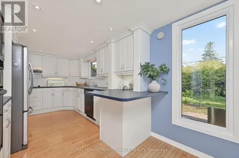 1799 Dorset Drive Ottawa ON K1H 5T7