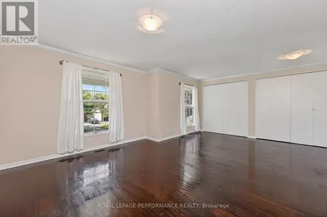 1799 Dorset Drive Ottawa ON K1H 5T7