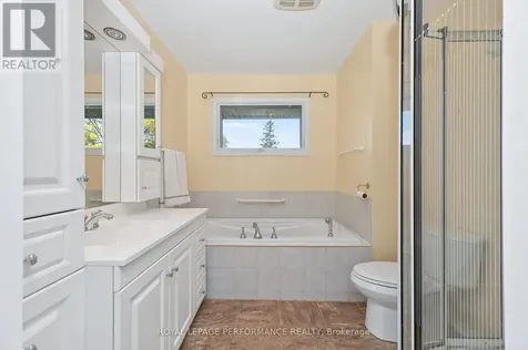 1799 Dorset Drive Ottawa ON K1H 5T7