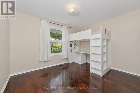1799 Dorset Drive Ottawa ON K1H 5T7