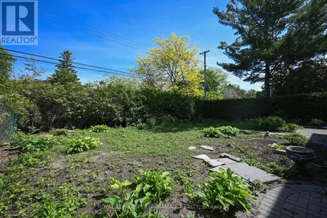 1799 Dorset Drive Ottawa ON K1H 5T7