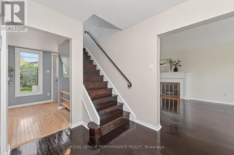 1799 Dorset Drive Ottawa ON K1H 5T7