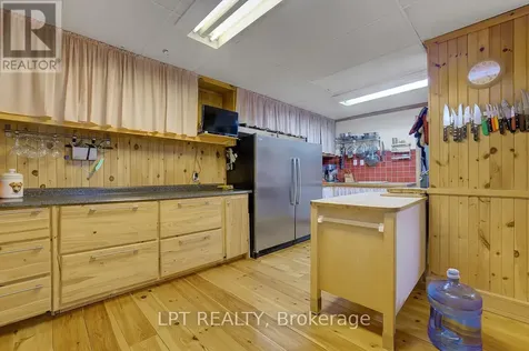 8197 Victoria Street Ottawa ON K0A 2P0