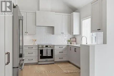 71 Thomas Street Ottawa ON K1M 1M7