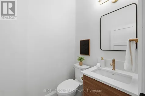 71 Thomas Street Ottawa ON K1M 1M7