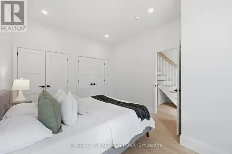 71 Thomas Street Ottawa ON K1M 1M7
